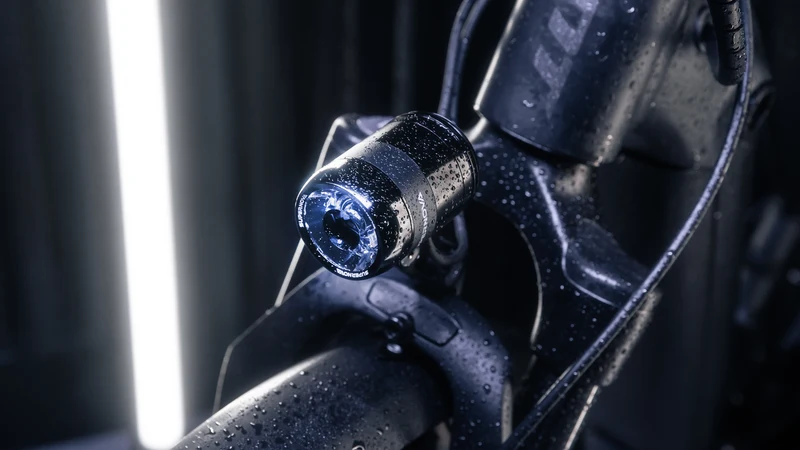 V1280