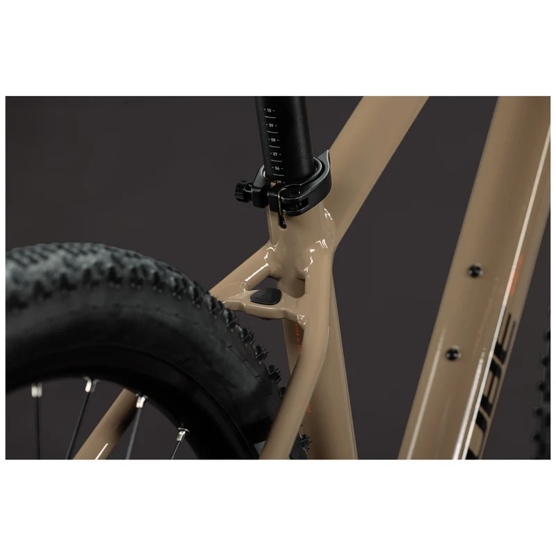 Cube Aim SLT cappuccino´n´black