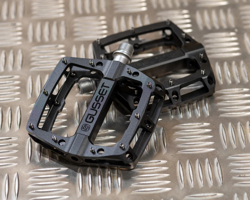 Gusset Slim Jim CNC 9/16 Inch Platform Bike Pedals