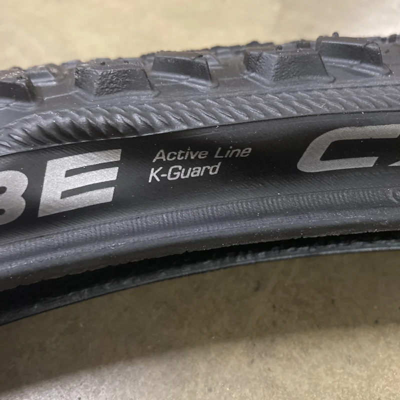 Schwalbe CX Comp 26 x 2.00" Tyres and Schrader Tubes