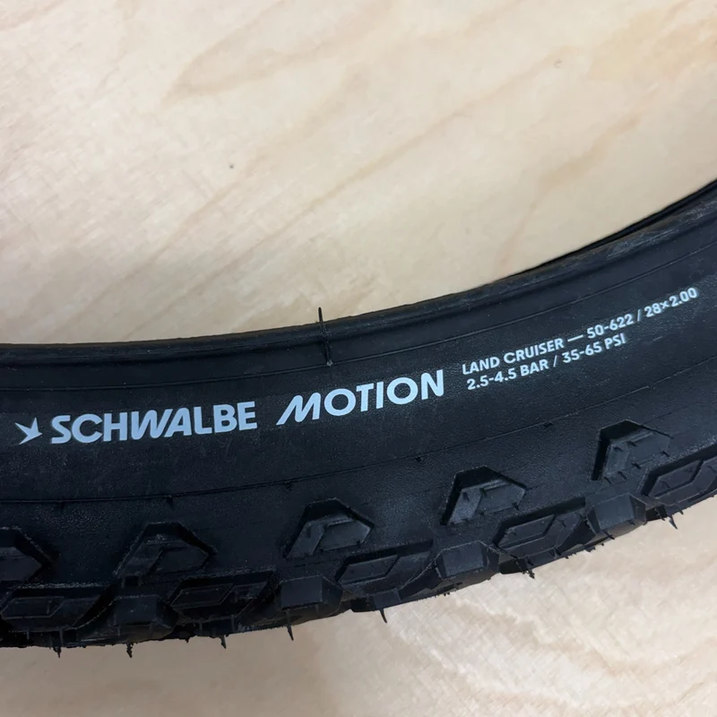 Schwalbe Motion Land Cruiser 29 x 2.00 Wired 29 Inch Bike Tyre