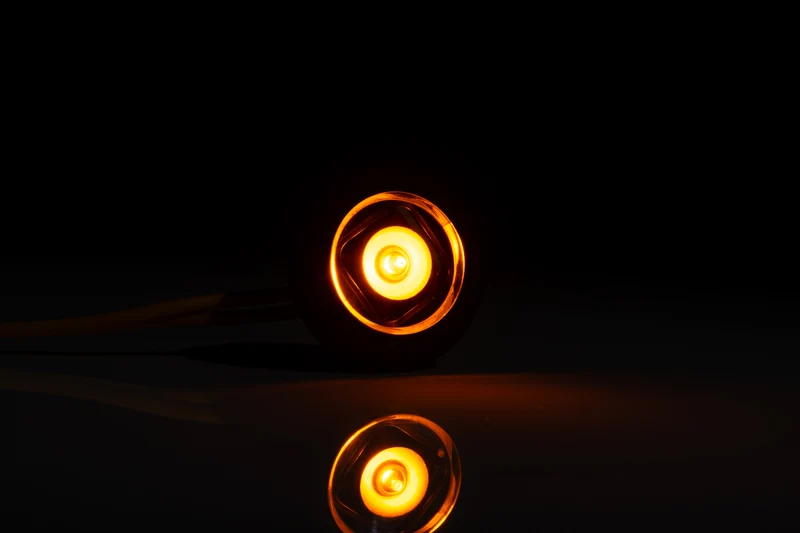 Runde LED-Markierungsleuchte Bulls Eye mit flacher und gebogener Dichtung