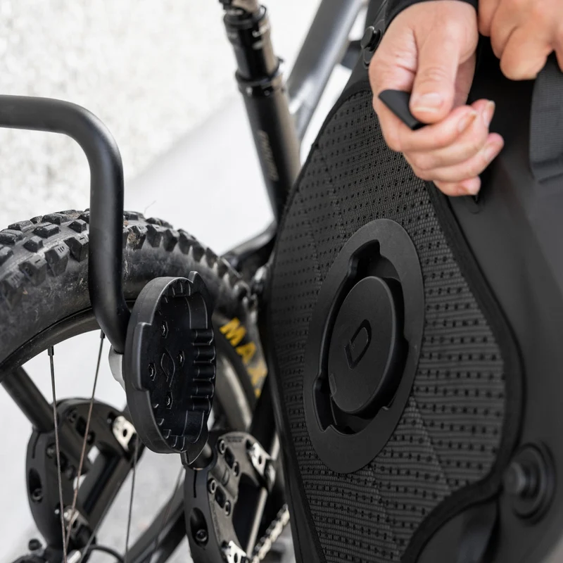 Aeroe QuickLock Pannier Bag Pro Backpack for Commuting