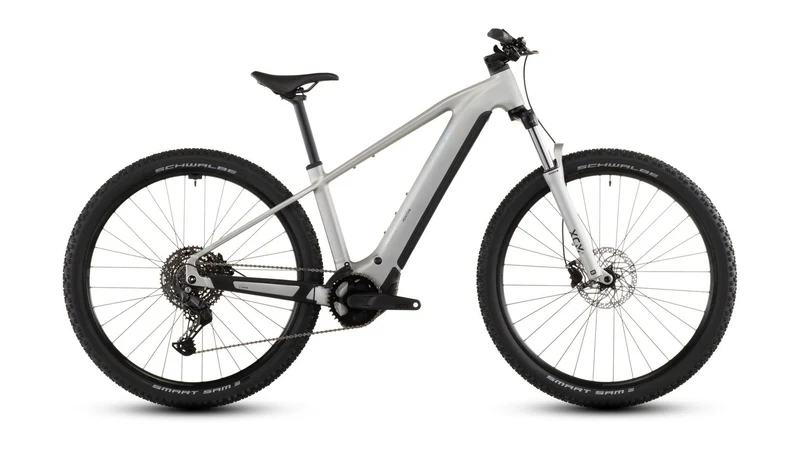 Cube Reaction Hybrid ONE 600