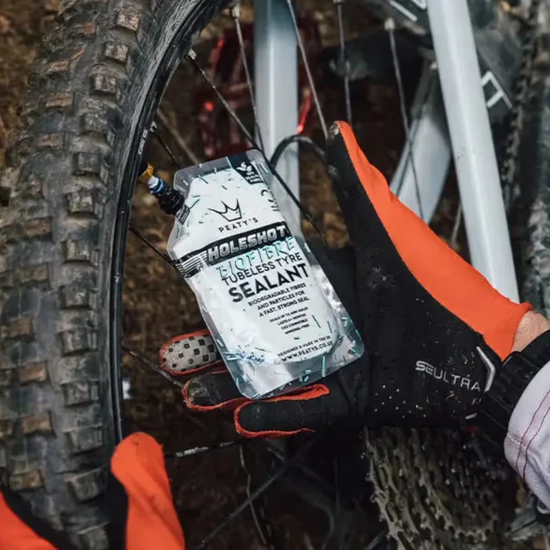 Peaty's Holeshot BioFibre Tubeless Tyre Sealant 500ml