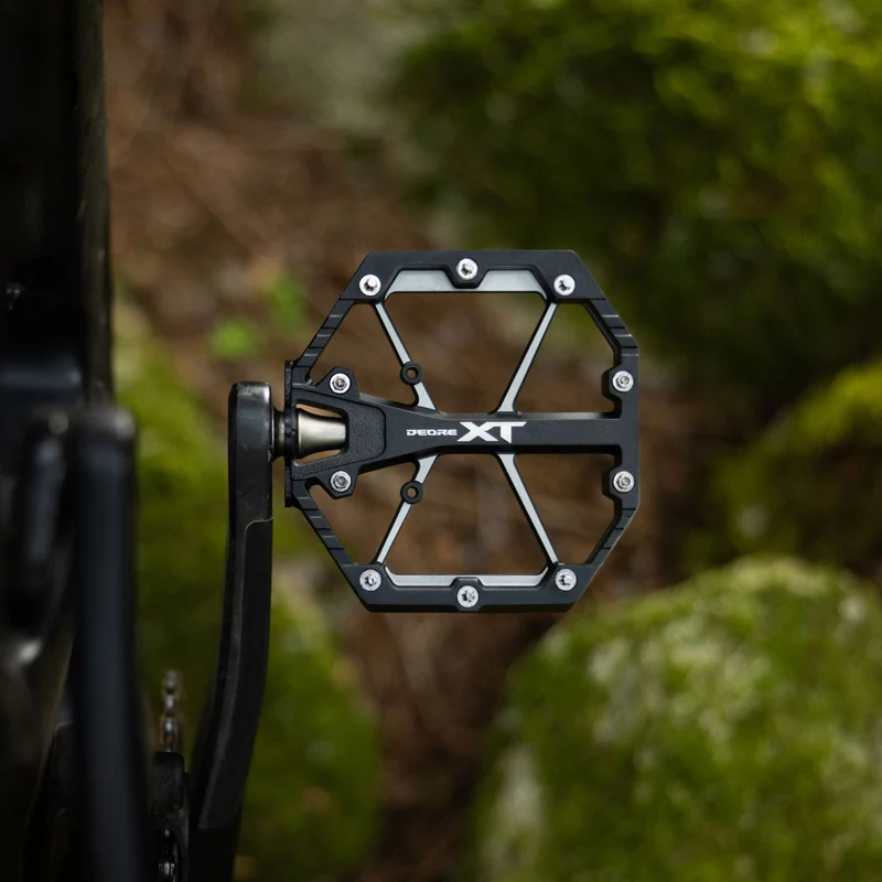 Shimano Deore XT PD-M8240 Flat Platform Mountain Bike Pedals