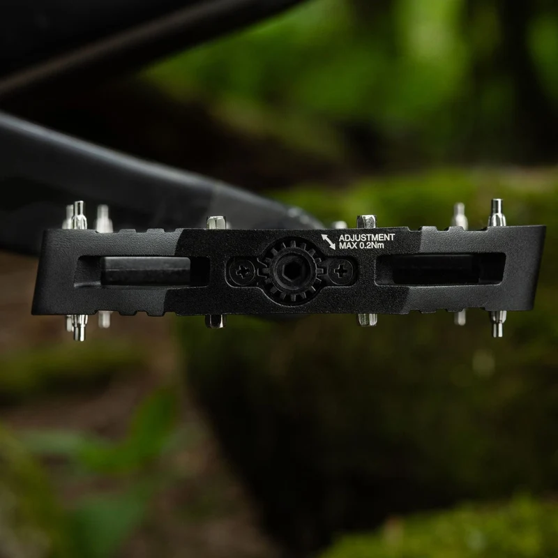 Shimano Deore XT PD-M8240 Flat Platform Mountain Bike Pedals