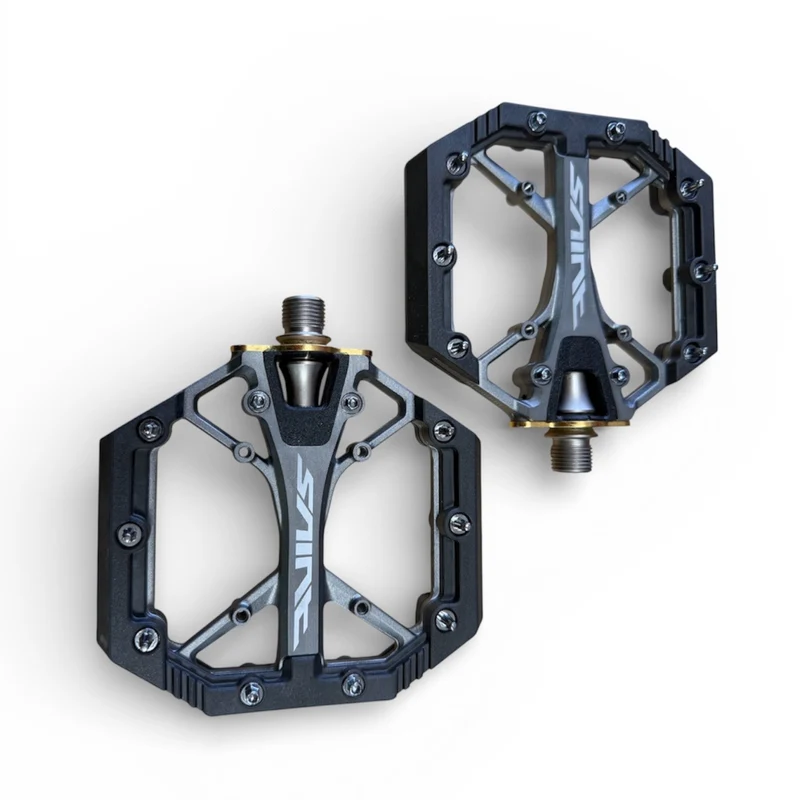 Shimano Saint PD-G8040 Flat Platform Mountain Bike Pedals