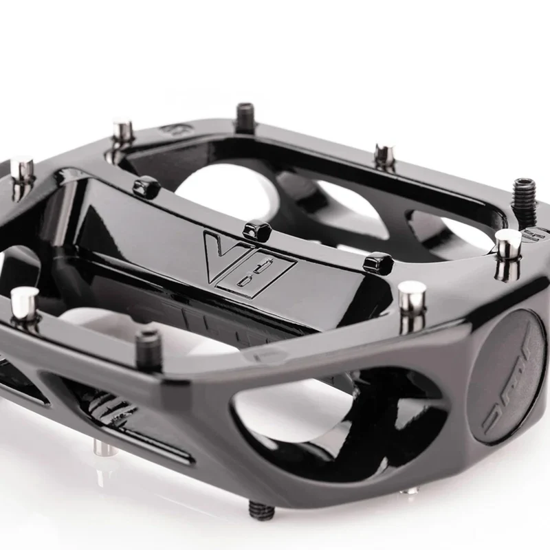 DMR V8 Classic DU 9/16 Inch Platform Bike Pedals