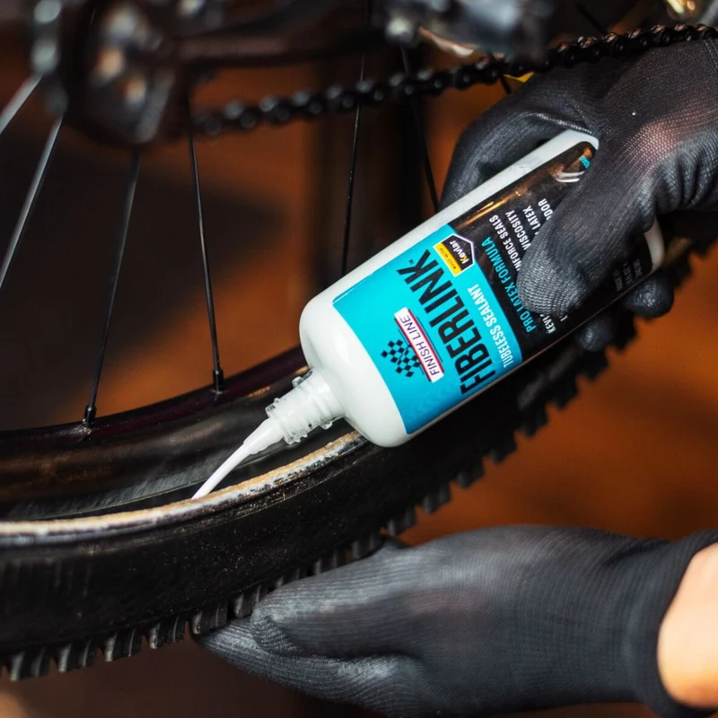 Finish Line FiberLink Tubeless Tyre Sealant 8 oz / 240 ml