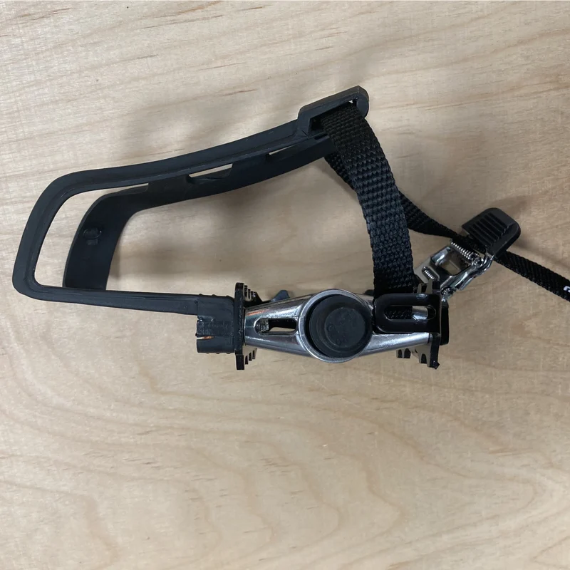 Raleigh Mountain Bike Pedal and Toe Clip with Straps 9/16" Bike Pedal Toe Clips