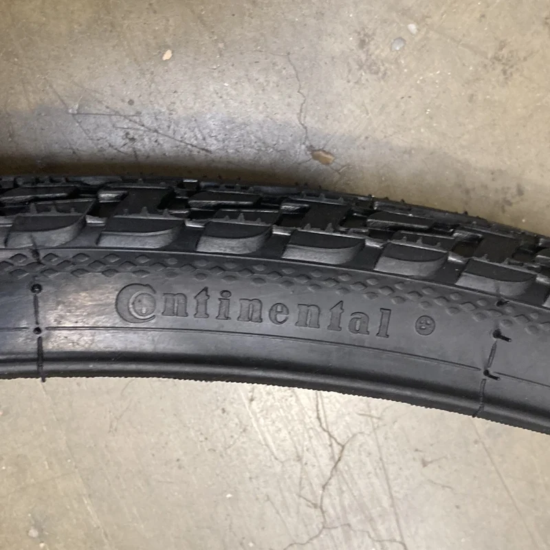 Continental Tour Ride 700 x 37c Schrader Tubes 700c Bike Tyre