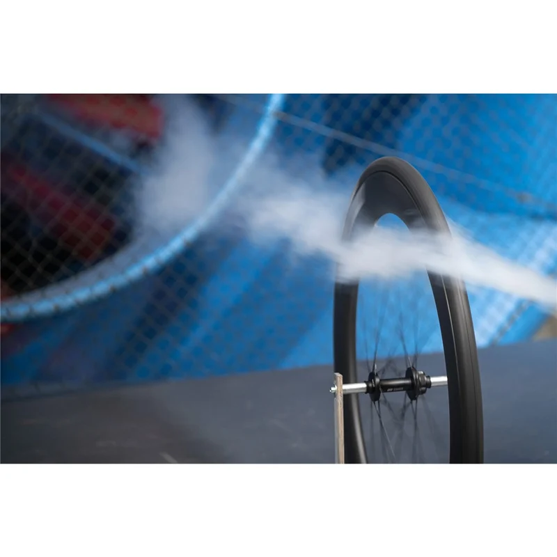 DT Swiss 28", Aluminium, Center Lock,100/12mm TA VR DT Swiss AR1600 Spline WTS DB 28"/30