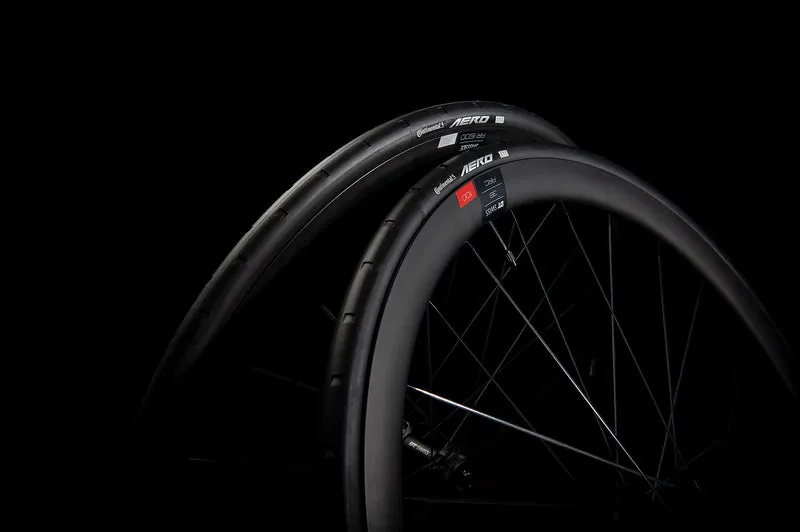 DT Swiss 28", Carbon, Center Lock,100/12mm TA VR DT Swiss ARC 1100 Dicut WTS DB 38 28"