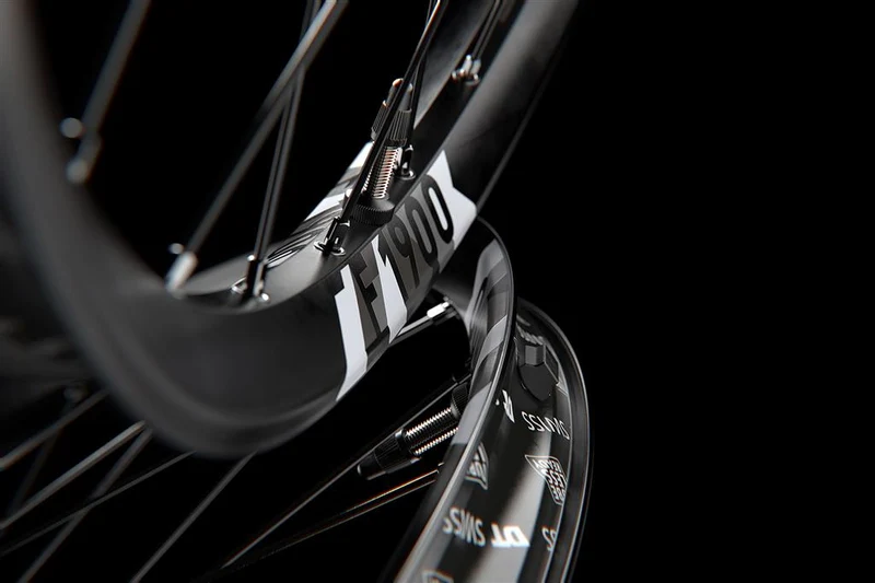 DT Swiss 29", Alu, sw, IS 6-bolt, 110/20 TA Boost VR DT Swiss F 1900 Classic 29"/30mm