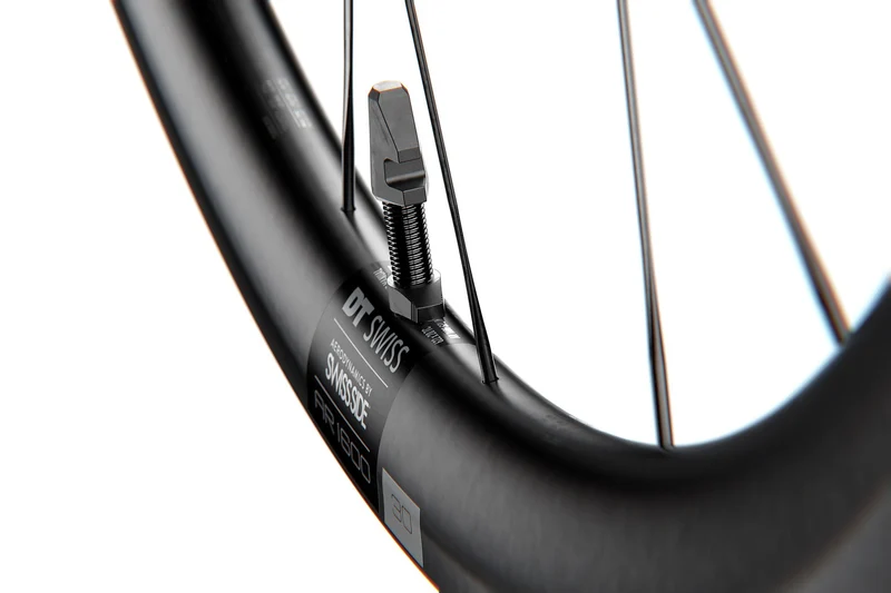 DT Swiss 28", Alu, sw, CL ,142/12mm TA, Sram XDR HR DT Swiss AR1600 Spline 30 DB 28"/20mm