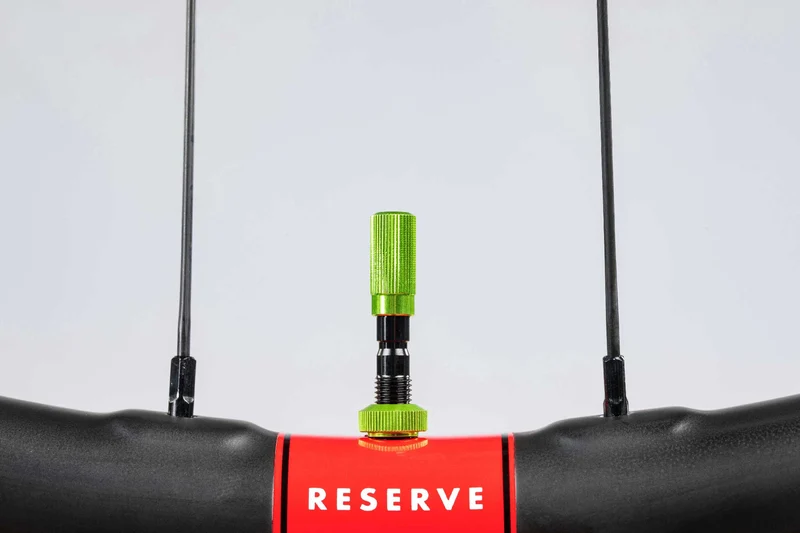 Reserve Wheels AM Fillmore Cap Kit Green Tubeless Bike Wheel Valve