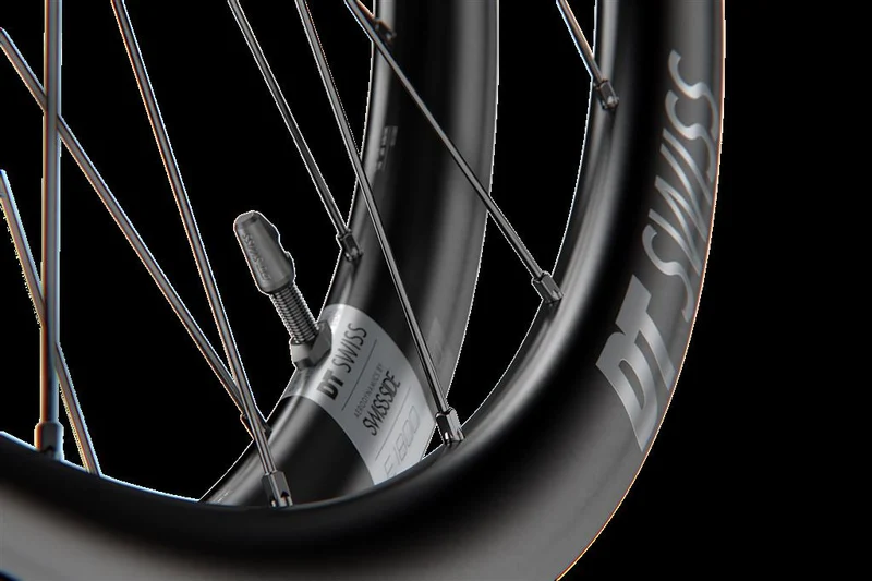 DT Swiss 27,5", Alu, sw, CL,142/12mm TA, Shimano HR DT Swiss E 1800 Spline DB 30 27,5"/22