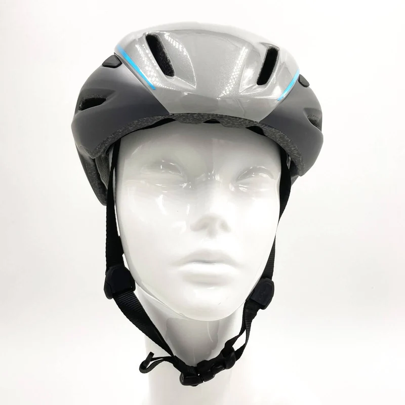 MET Manta Cycling Helmet