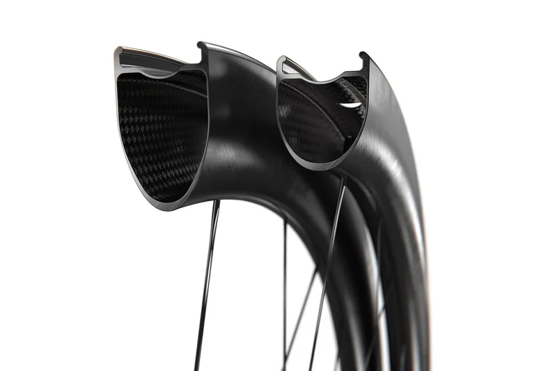 DT Swiss VR CRC1400 Spline DB 35 28"/22m Carbon, Center Lock 100/12 mm TA