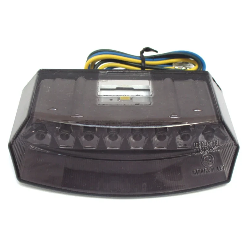 LED-Rücklicht Teramo schwarz, Getönt, 110x27 mm, mit KZL, E-geprüft, 12V/1,1W