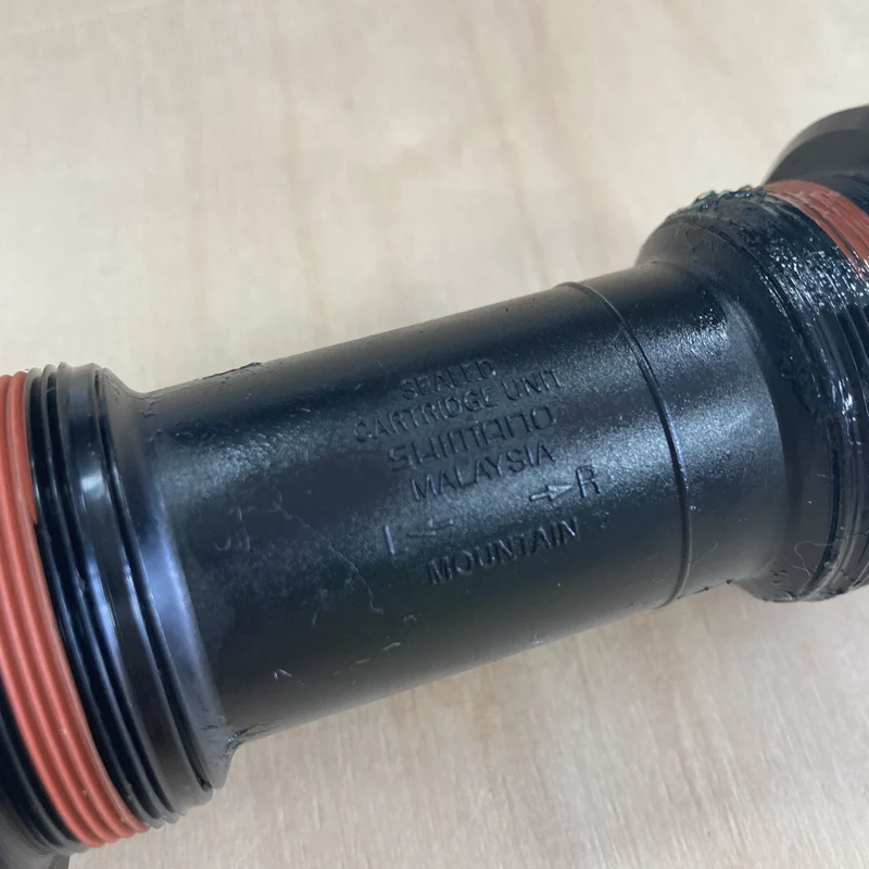 Shimano BB-MT501 HollowTech II Bike Bottom Bracket Bearing English Thread 68/73mm
