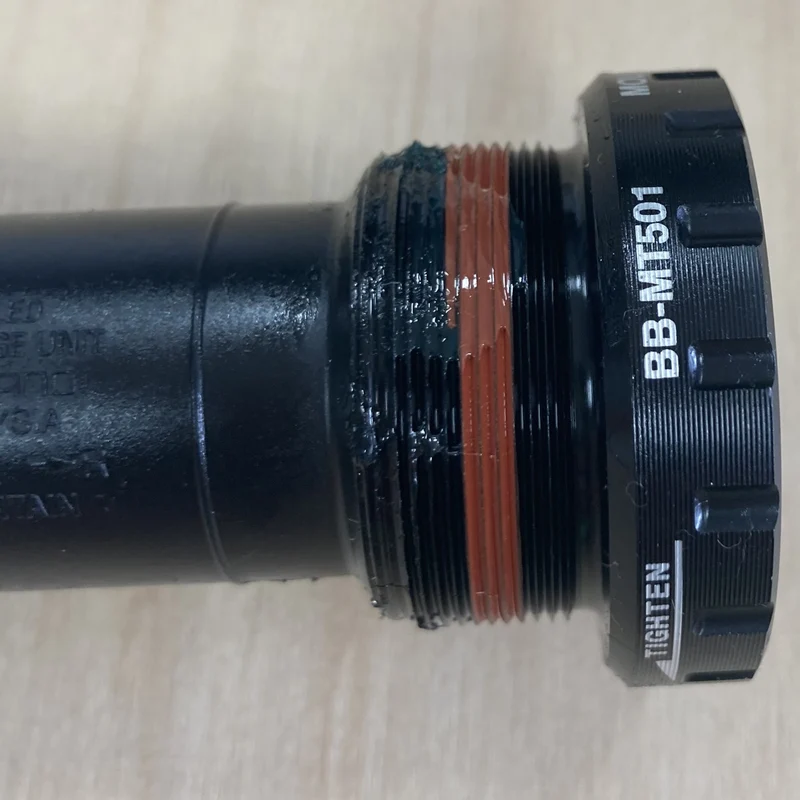 Shimano BB-MT501 HollowTech II Bike Bottom Bracket Bearing English Thread 68/73mm