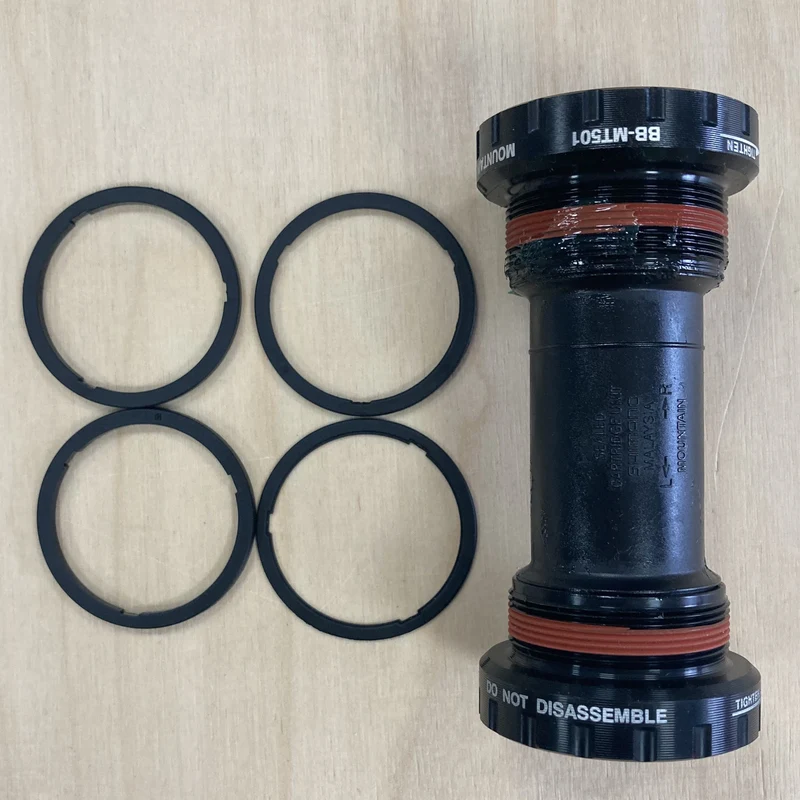 Shimano BB-MT501 HollowTech II Bike Bottom Bracket Bearing English Thread 68/73mm