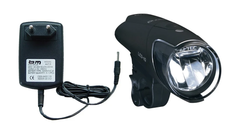 Busch & Müller LED-Akkuscheinw. b&m Ixon IQ Premium 80 Lux mit Netzgerät und Akkus
